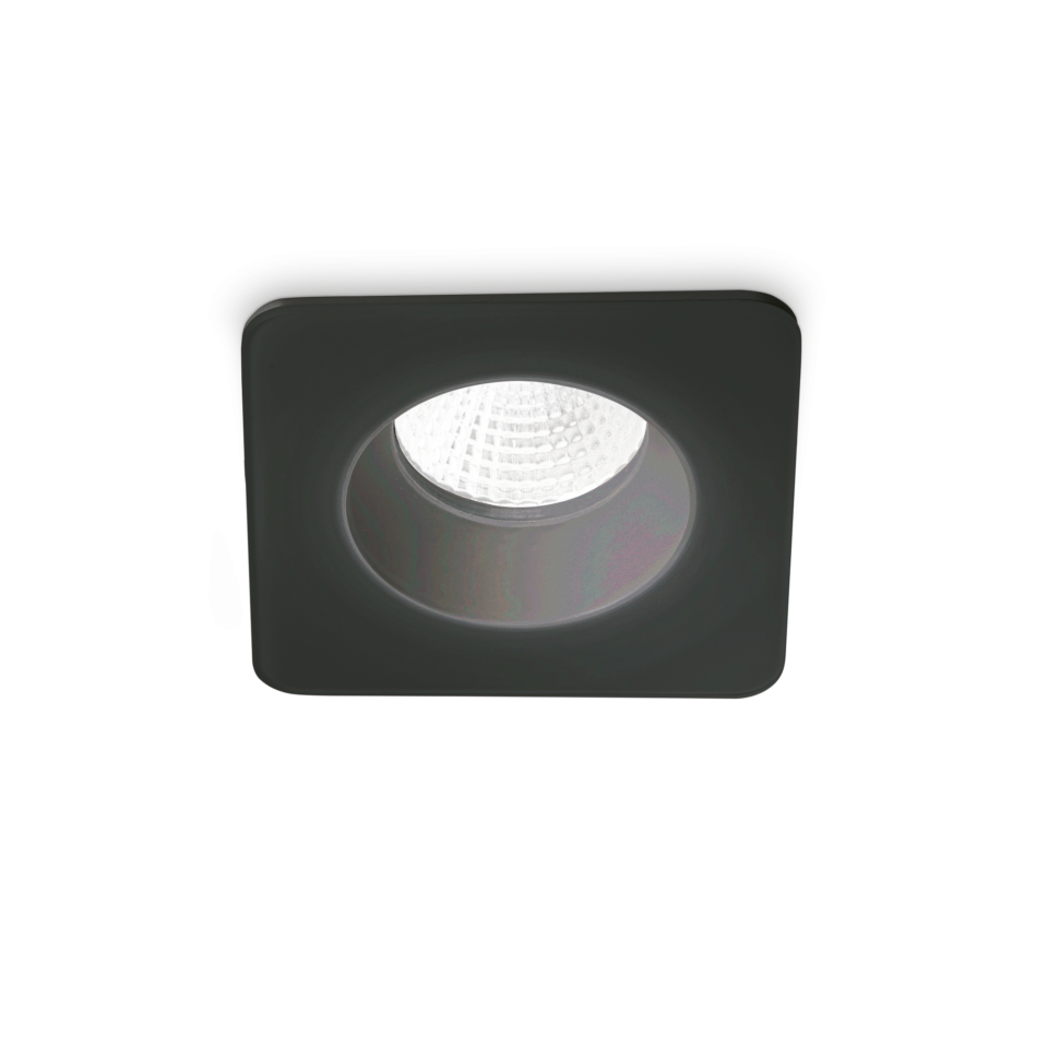 ROOM-65 FI SQUARE NE